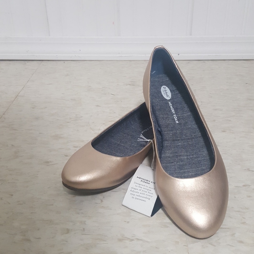 NWT Rose Gold Dr. Scholl's Flats